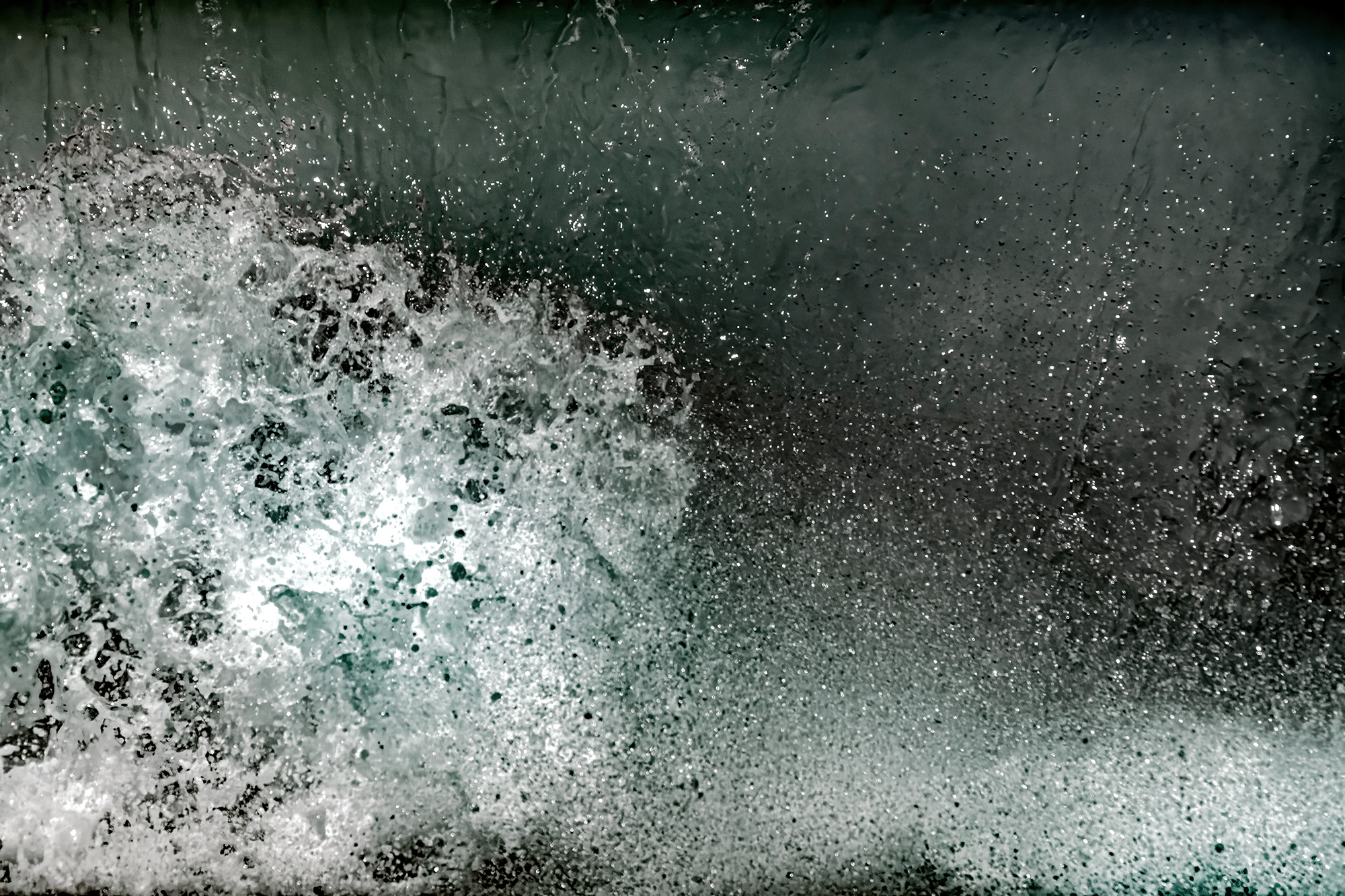 Storm Surf 2